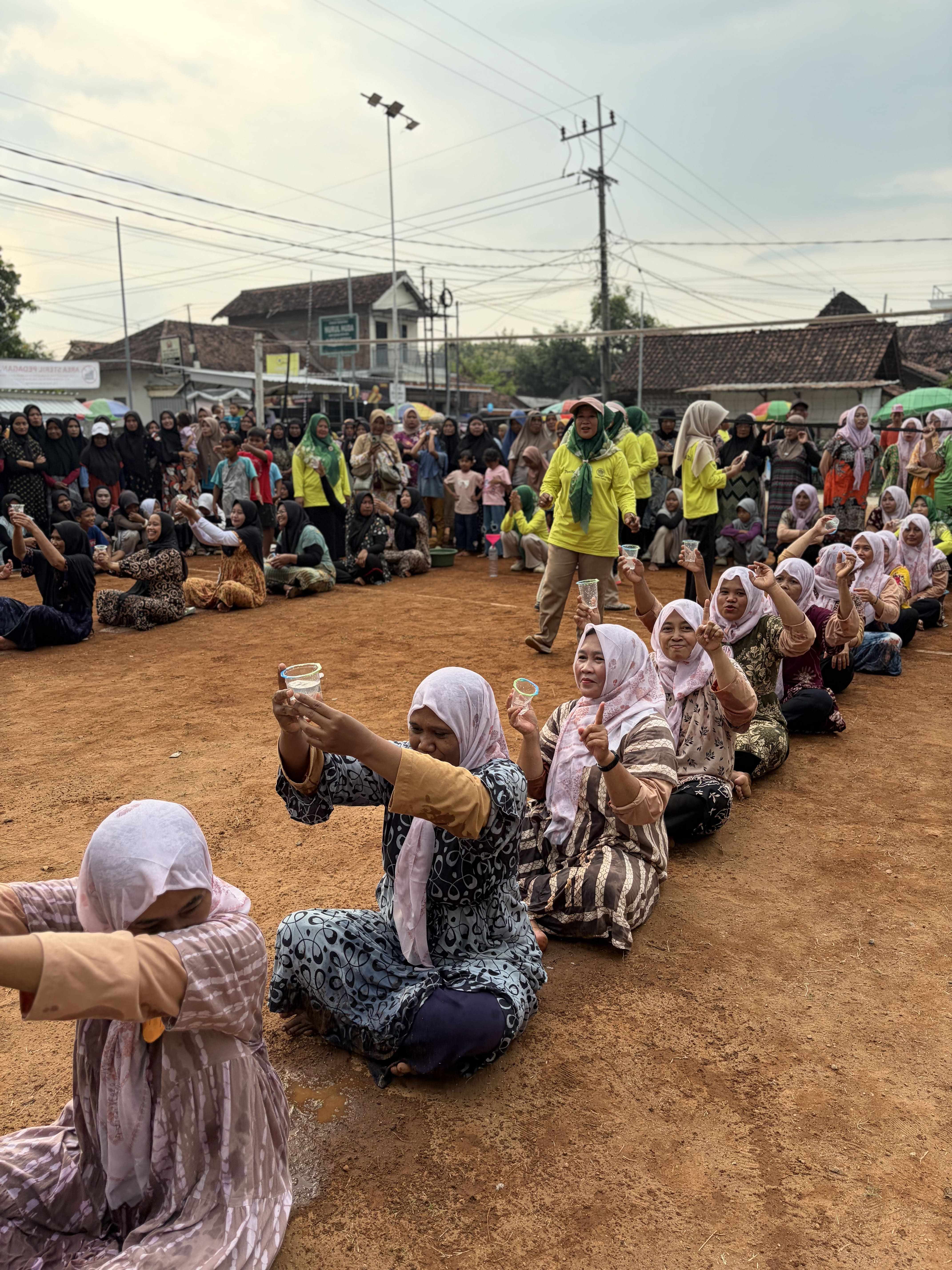 LOMBA IBU-IBU